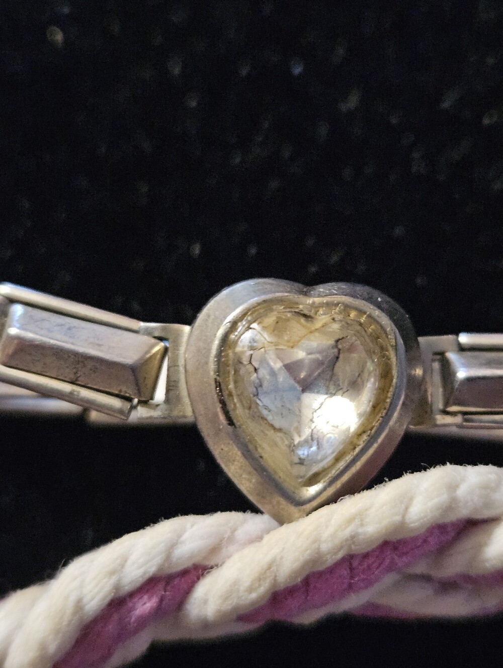 9 Assorted Bracelets - Picture 4 of 5